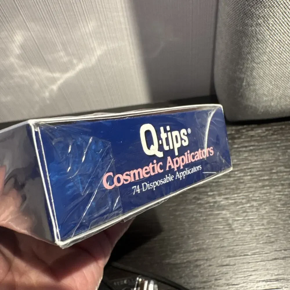 Vintage Q-tips Cosmetic Applicators 74 Ct Pink Stems Makeup 70s/80s 74ct